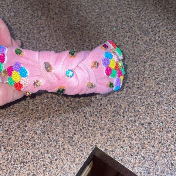 38. Pink multicolor beaded flower headband with rhinestones. - Picture 3 of 5